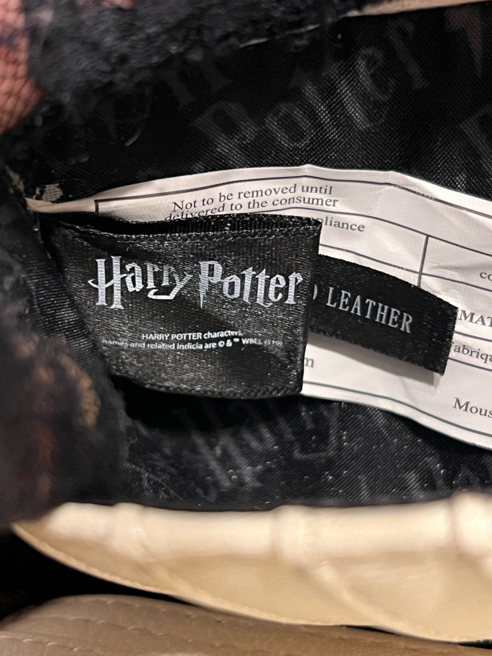Wizarding World Of Harry Potter Owl Cream with Yellow Eye Accents clutch wallet - Picture 10 of 12